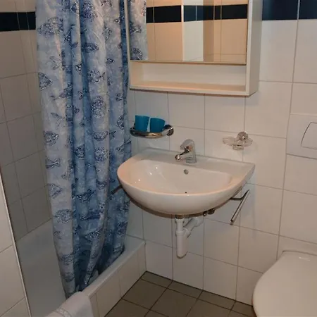 Jacqueline 12 Appartement-fewo- Dusche Oder Bad- Wc 4-bettwohnung By Interhome Apartment *
